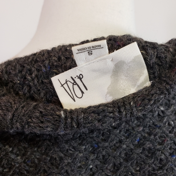 Oversized Dark Grey Wool Cardigan Sweater - Picture 3 of 3